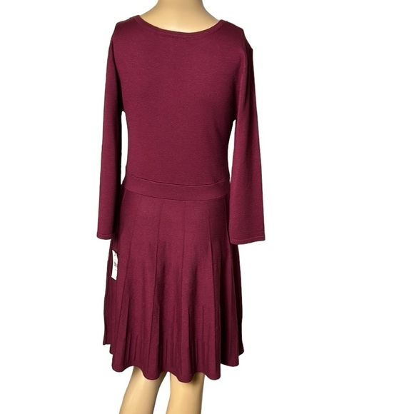 BCX,Dress ,NWT knit,rib,pleats,grommets,Burgundy,fit&Flare vtg,Y2K Large - Picture 2 of 12